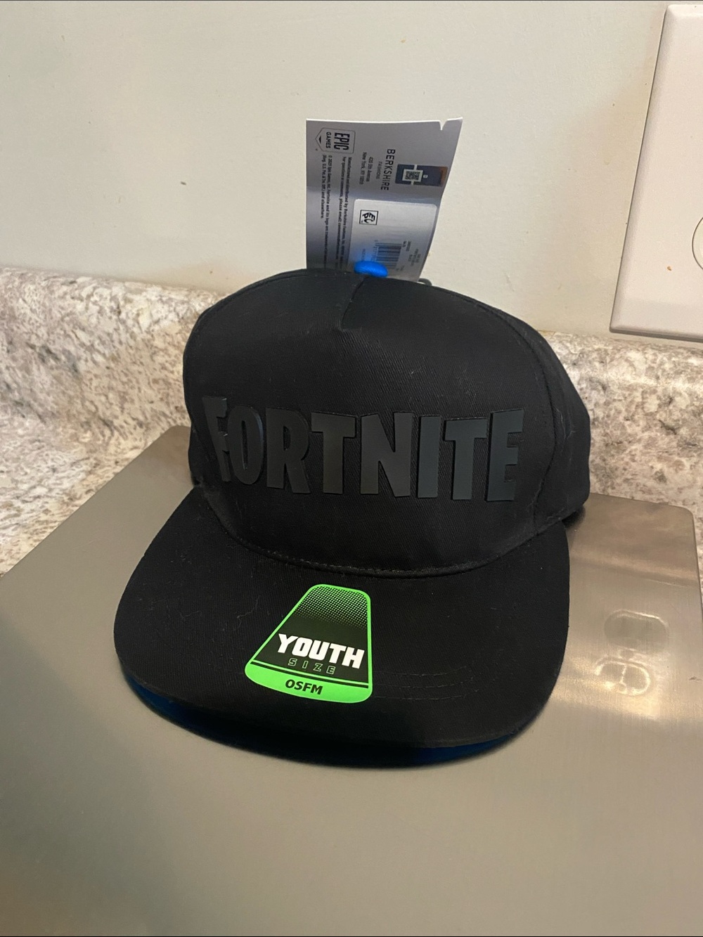 Fortnite Youth Black Snapback Hat by Fortnite NWT